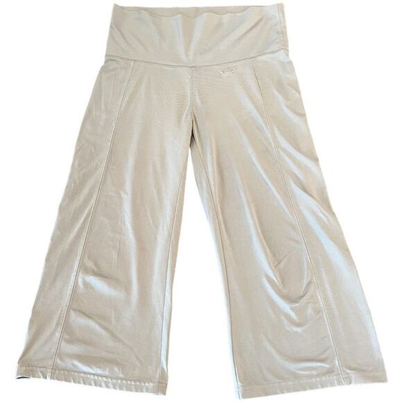 BEYOND YOGA Fold Over Waist Wide Leg Cropped Leggings L Gray Workout Gym Comfy - Picture 2 of 7